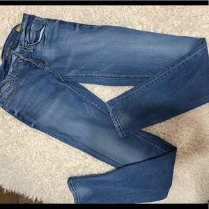 Liza level 99 jeans size 26